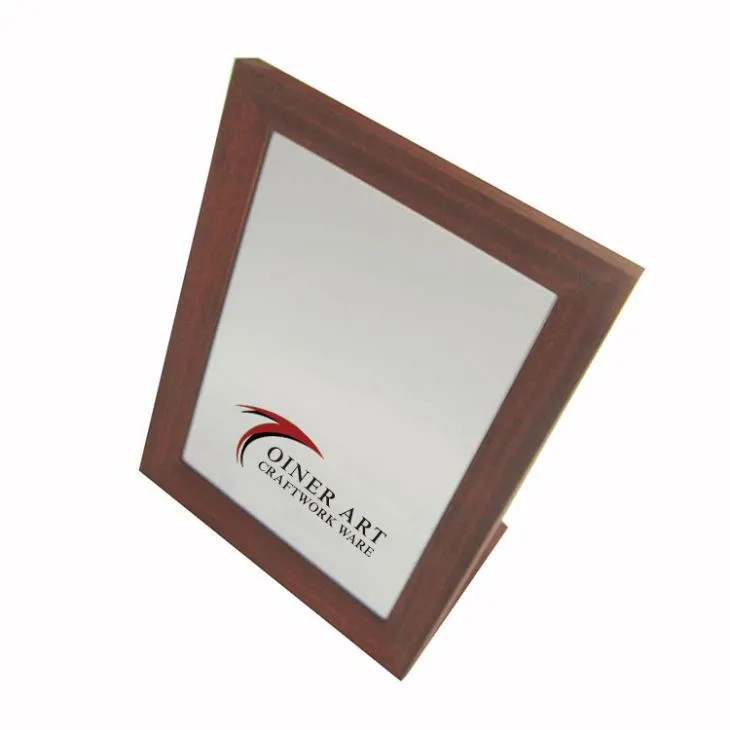 L-għamla ta ' l-injam kannella Matt Mirror